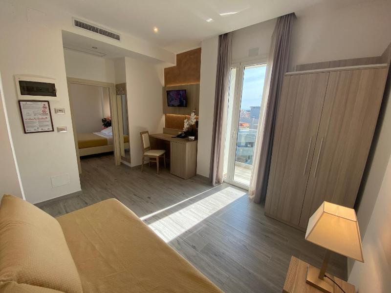 Junior Suite image 4