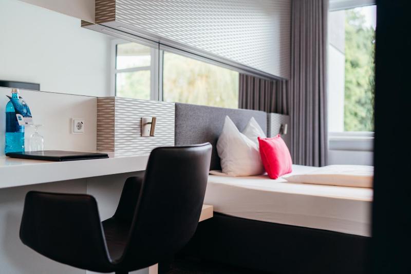 Superior Single Room image 4