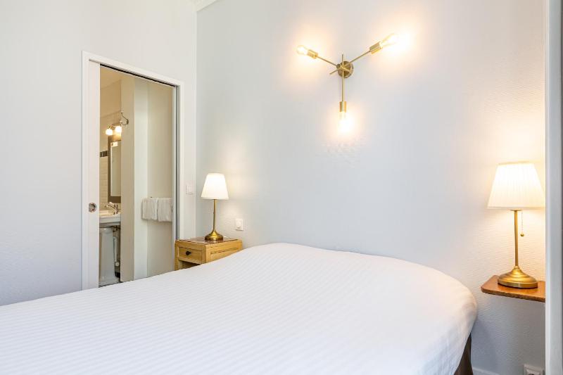 Comfort Double Room image 4