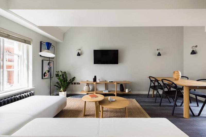 Two-Bedroom Suite image 4