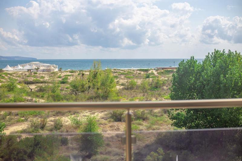 Standard Double or Twin Room with Sea View image 4