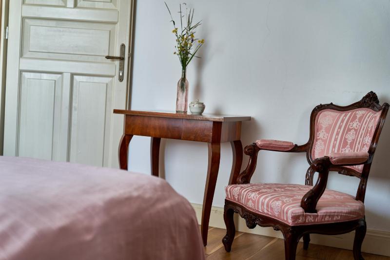 4-Bedroom Holiday Home image 3