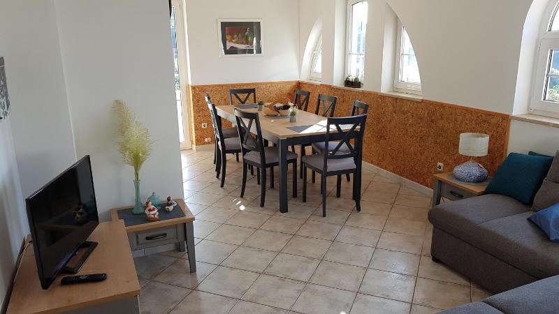 Apartment image 4