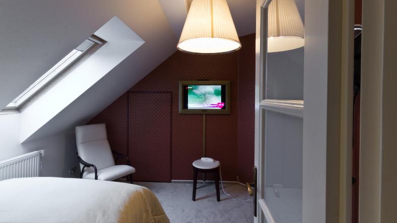 Single Room image 2