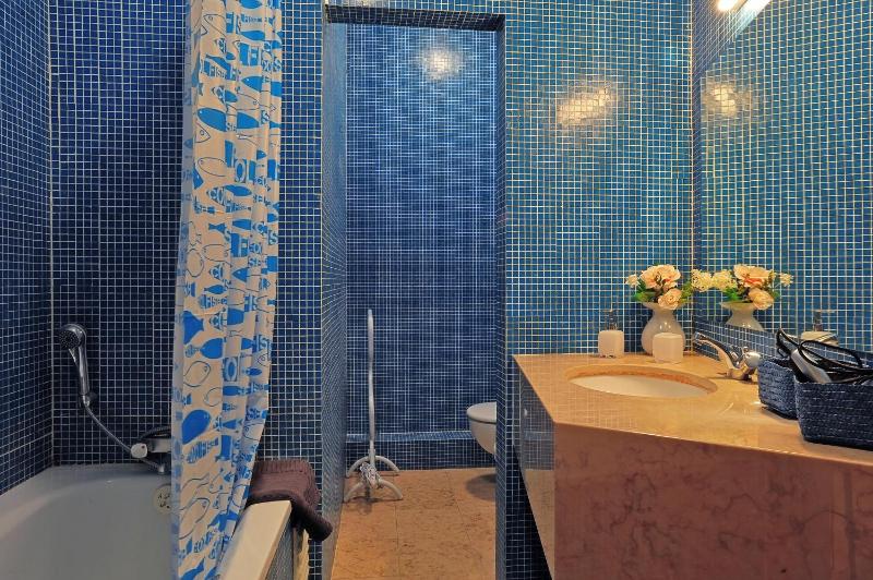 AP 2 - Two Bedroom Apartment Trindade Street image 2