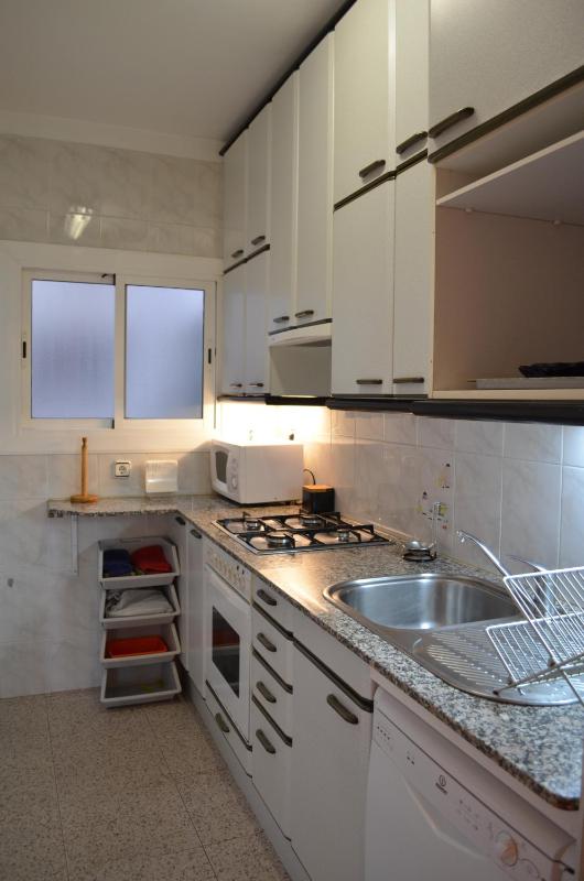 Three-Bedroom Apartment with Balcony image 2