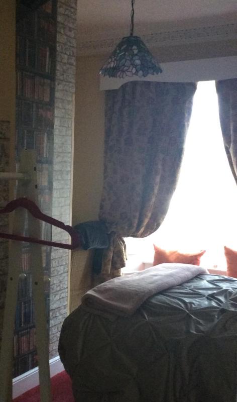 Double Room image 3