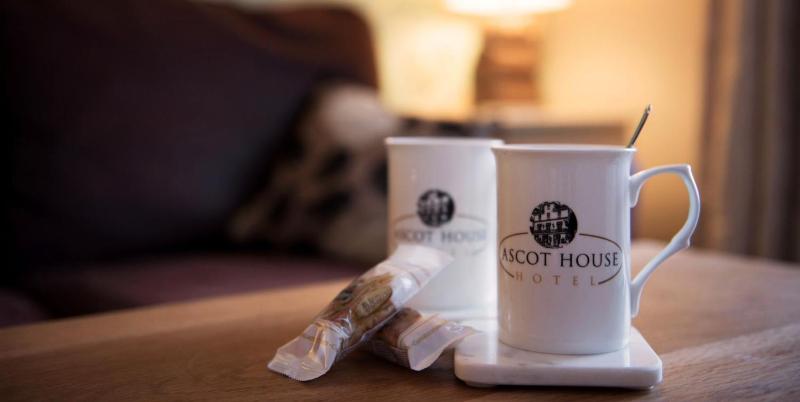 Ascot House Hotel - image 9