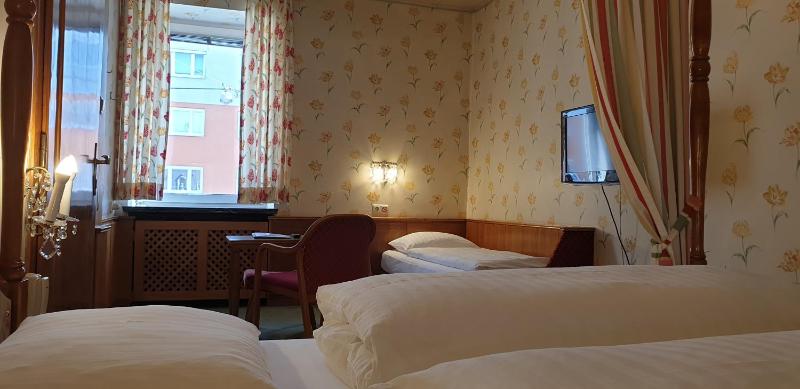 Triple Room image 4
