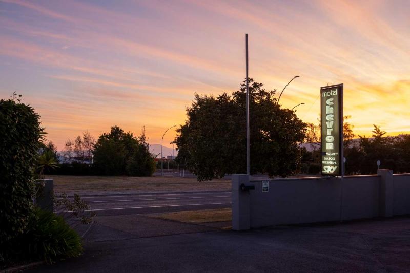 Chevron Motel - image 39