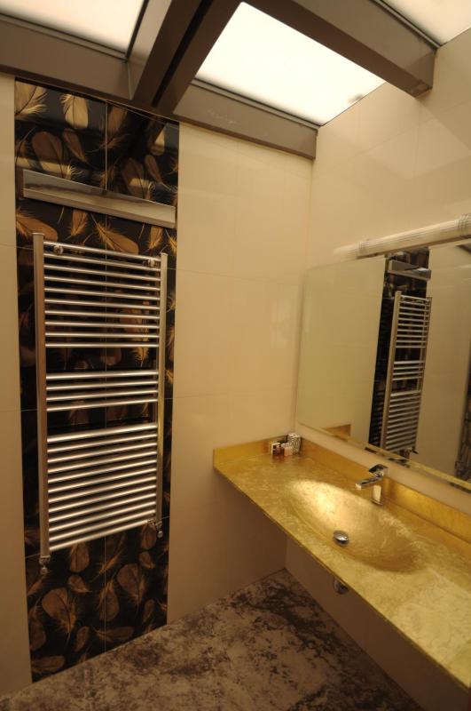 Superior Double or Twin Room image 3