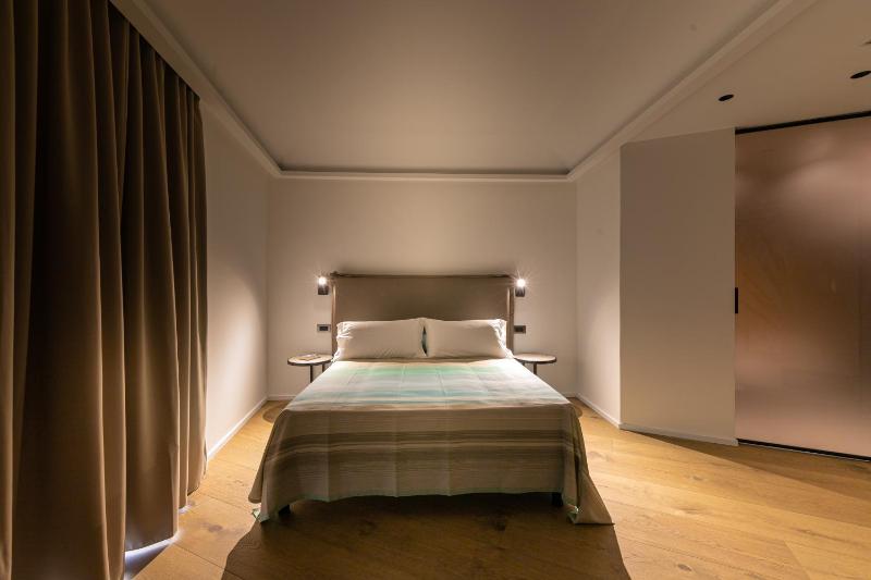 PALAZZO RAHO SUITES - image 23