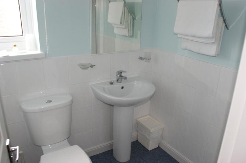 Beachcomber Hotel - image 17