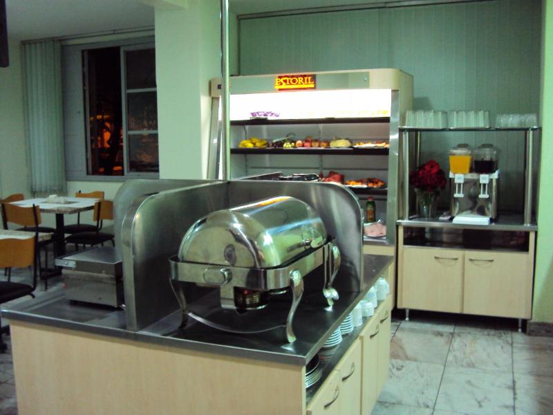 Estoril Hotel - image 34