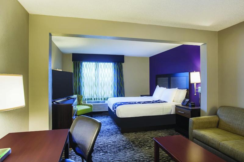Executive King Room - Non-Smoking image 2