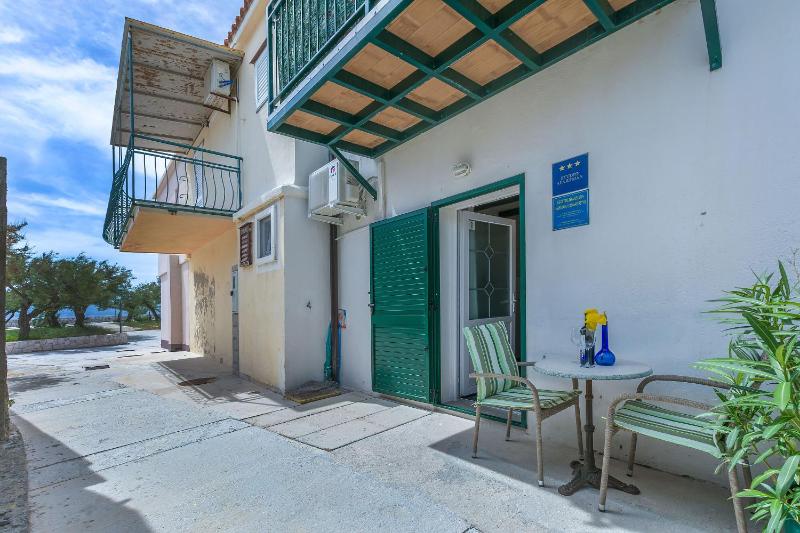Apartments Porto Duce - image 8