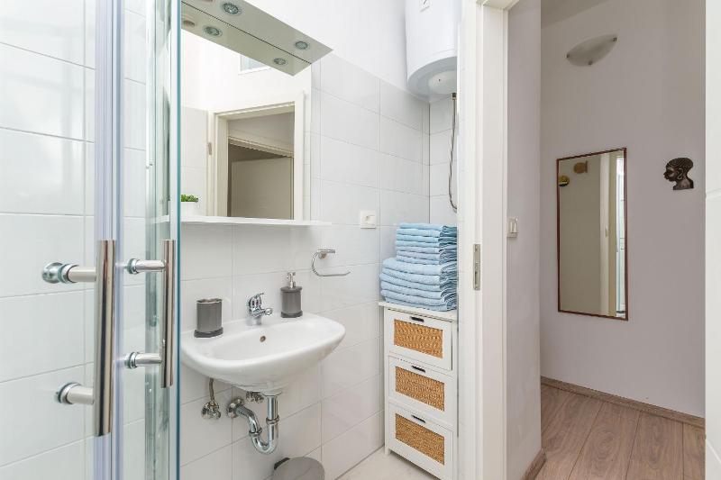 Apartments Porto Duce - image 10
