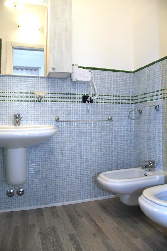 Double Room with Balcony image 3