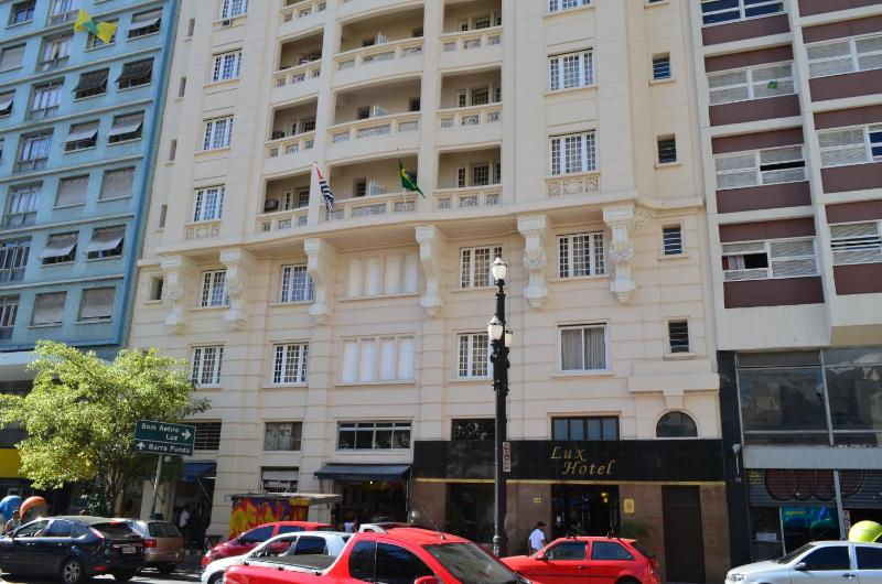 Lux Hotel - image 17