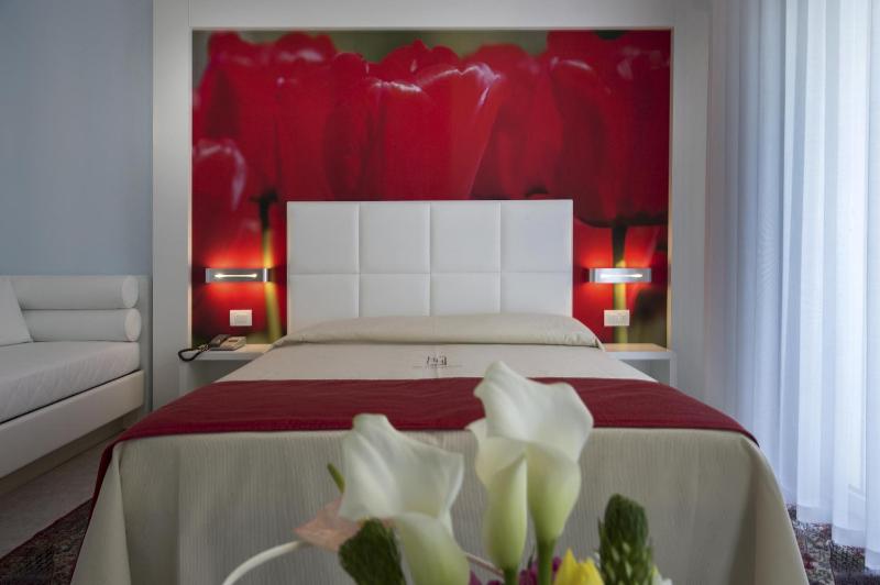 Junior Suite (2 Adults) image 4