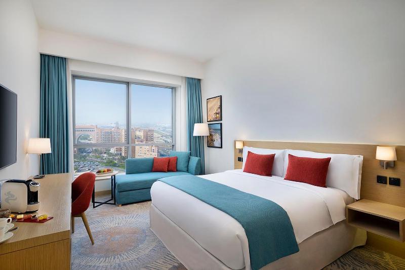 AVANI Executive Room image 1