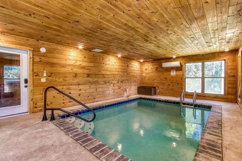 Chalet image 3