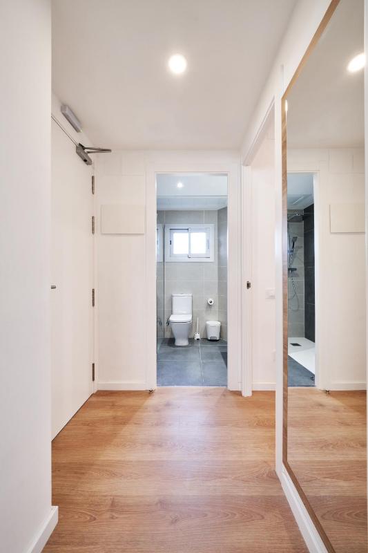 Twin Room image 1