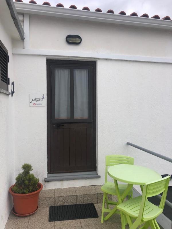 One-Bedroom Suite image 1