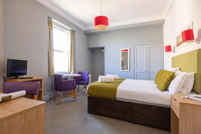 Standard Double Room image 4