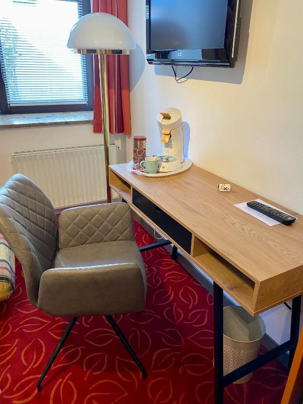 Double Room image 3
