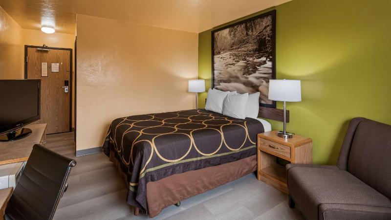 Queen Room - Mobility Access image 2