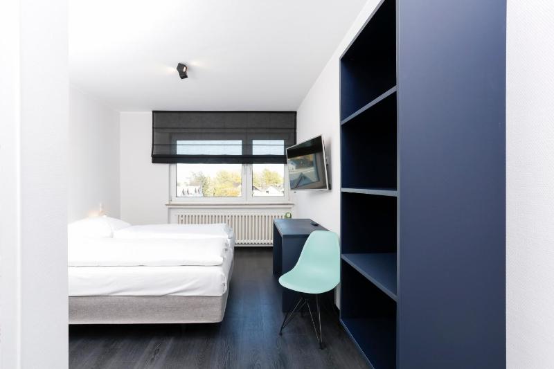 Double Room image 1