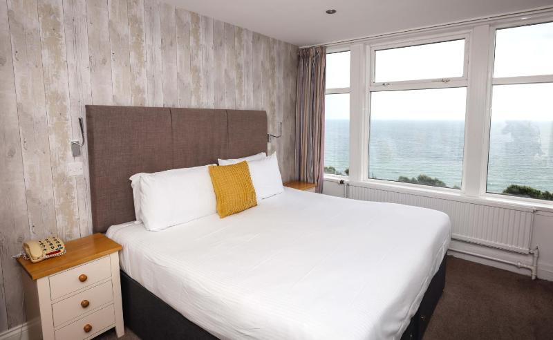 Double Room with Sea View image 3