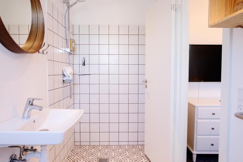 Double or Twin Room with Bathroom image 2