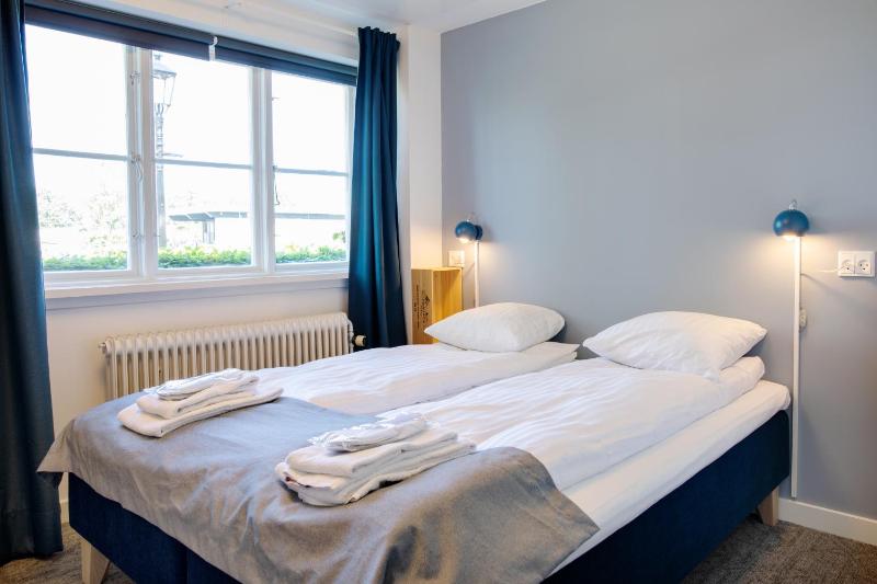 Double or Twin Room with Bathroom image 3