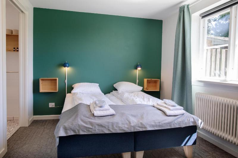 Double or Twin Room with Bathroom image 4