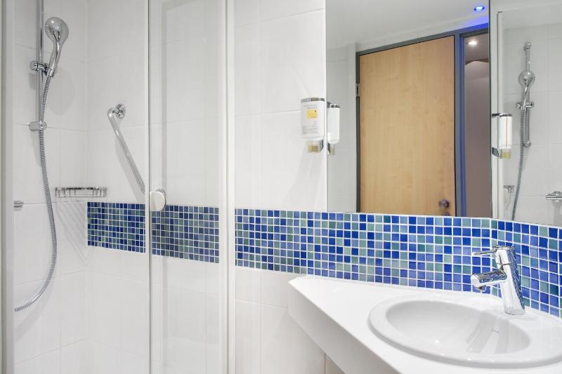 Standard Room image 1