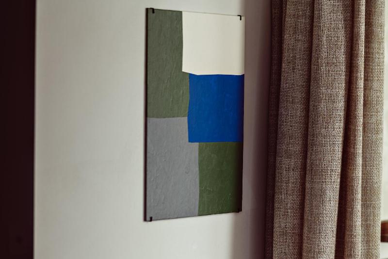 Family Room image 4