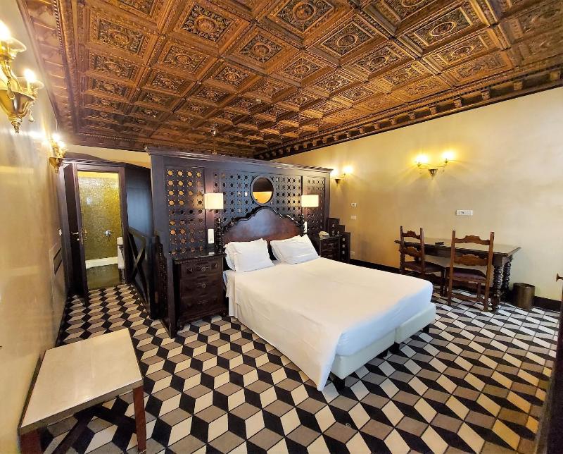 Junior Suite image 3