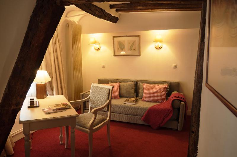 Superior Double Room image 4