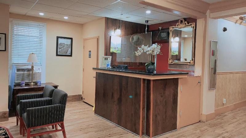District Hotel - image 1