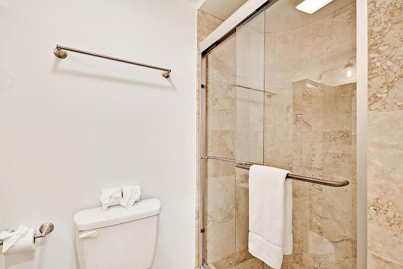 Guesthouse Charleston SOUTH 105 B - image 3