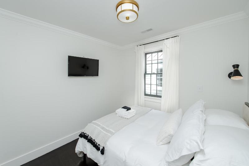 Guesthouse Charleston WEST 62 - image 48