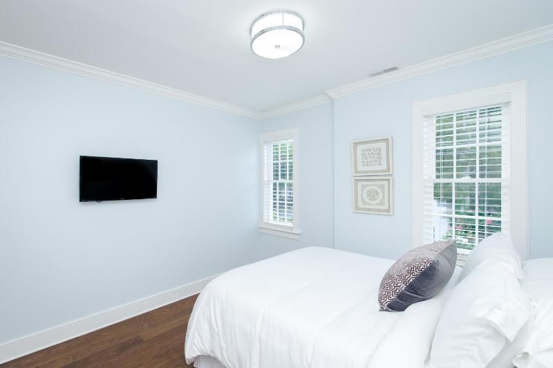 Guesthouse Charleston WEST 62 and 64 - image 16