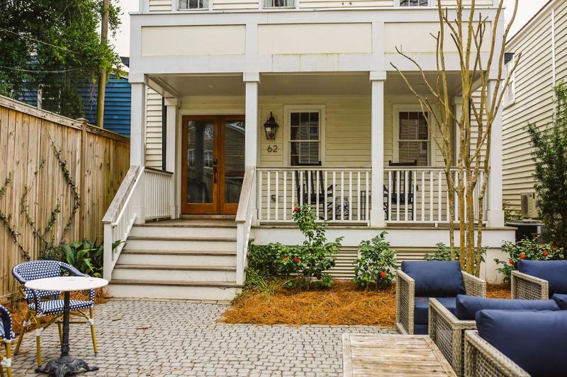 Guesthouse Charleston WEST 62 and 64 - image 12