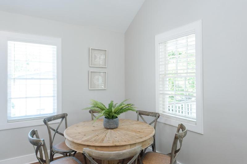 Guesthouse Charleston WEST 64 - image 5