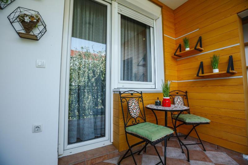 Green Duplex - image 9
