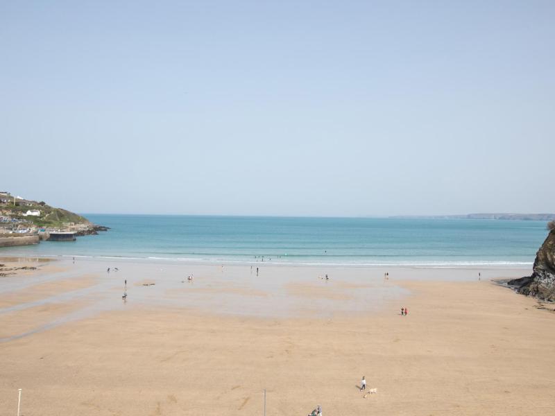Onshore 6 - Newquay Towan Beach View - image 13