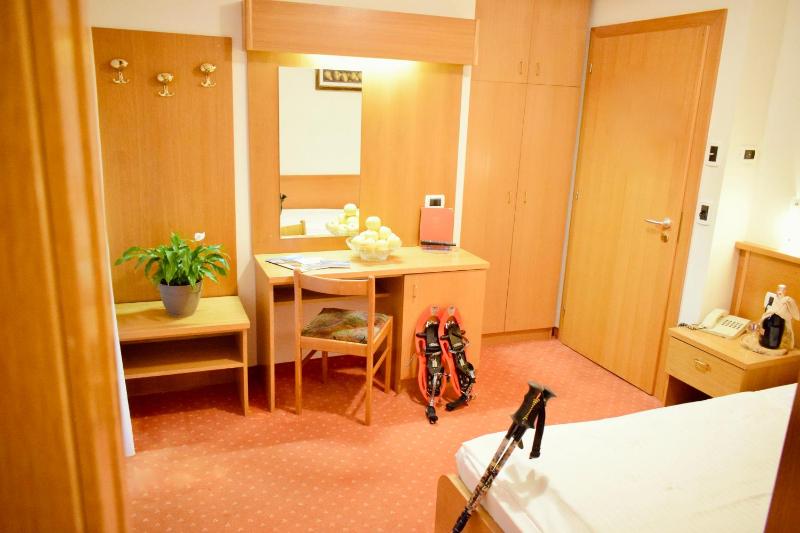 Single Room with Balcony image 4