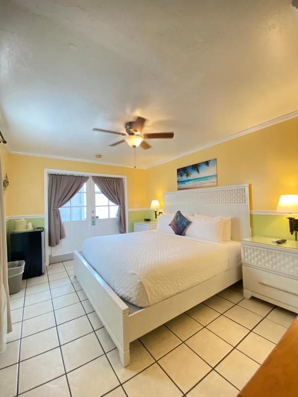 The Palms Hotel - image 46